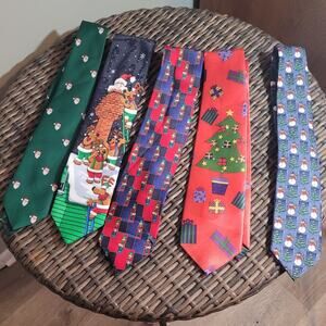 Lot of 5 Christmas Holiday Ties Men’s Novelty Neck Ties Santa Snowman Gift